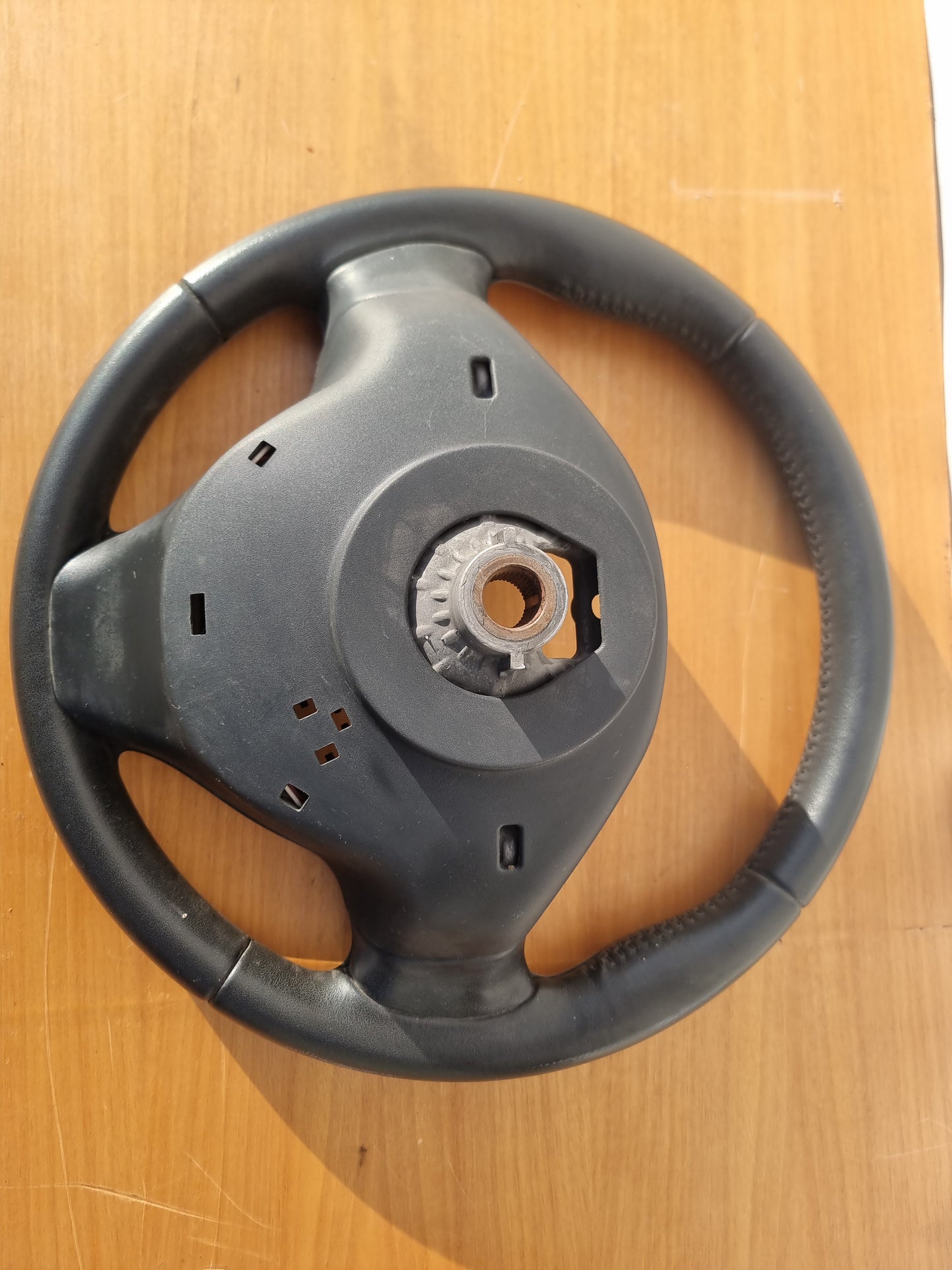 VOLANTE STERZO IN PELLE USATO RENAULT CLIO IV E CAPTUR 2012 - 2019