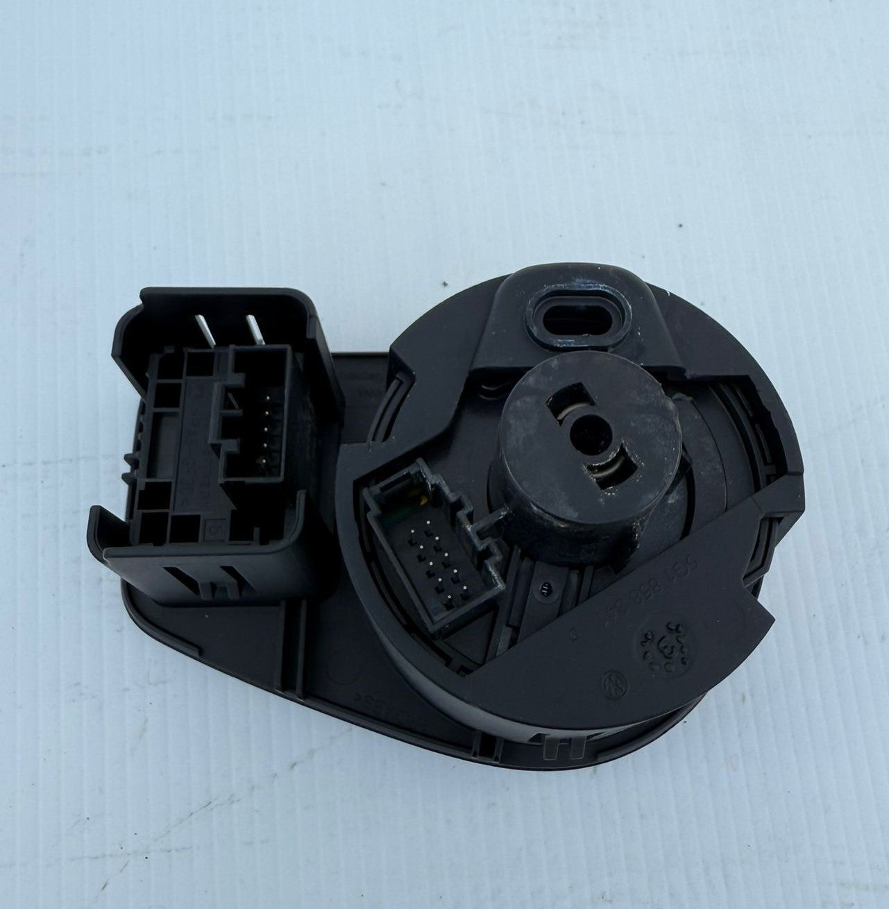 INTERRUTTORE LUCI ORIGINALE USATO PER VOLKSWAGEN Golf 7 5G0941333BWHS 2012 - 2021