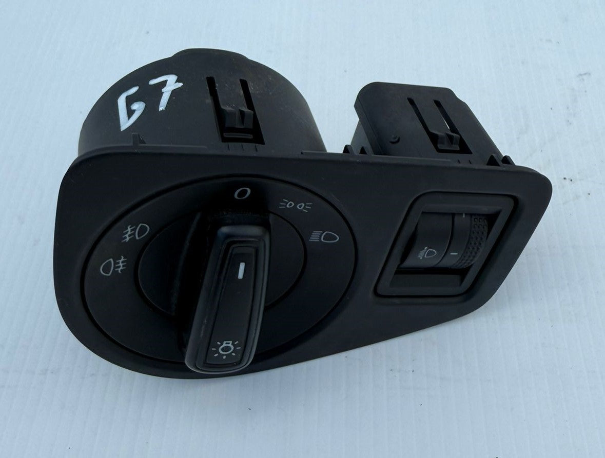 INTERRUTTORE LUCI ORIGINALE USATO PER VOLKSWAGEN Golf 7 5G0941333BWHS 2012 - 2021