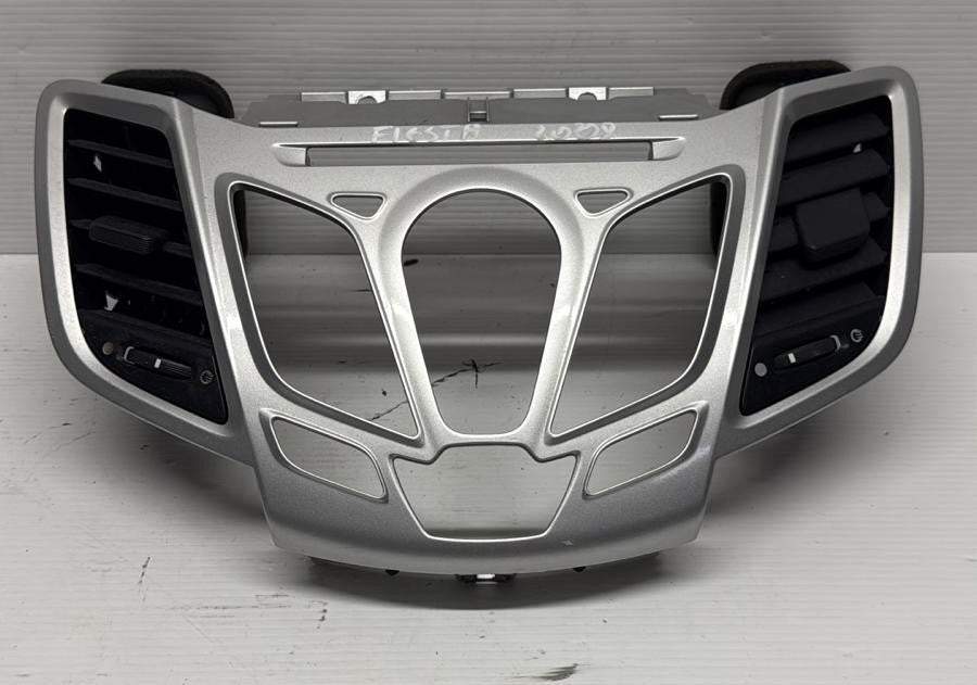 MASCHERINA AUTORADIO FORD FIESTA 2010 COD: 8A61-18A802-BGW