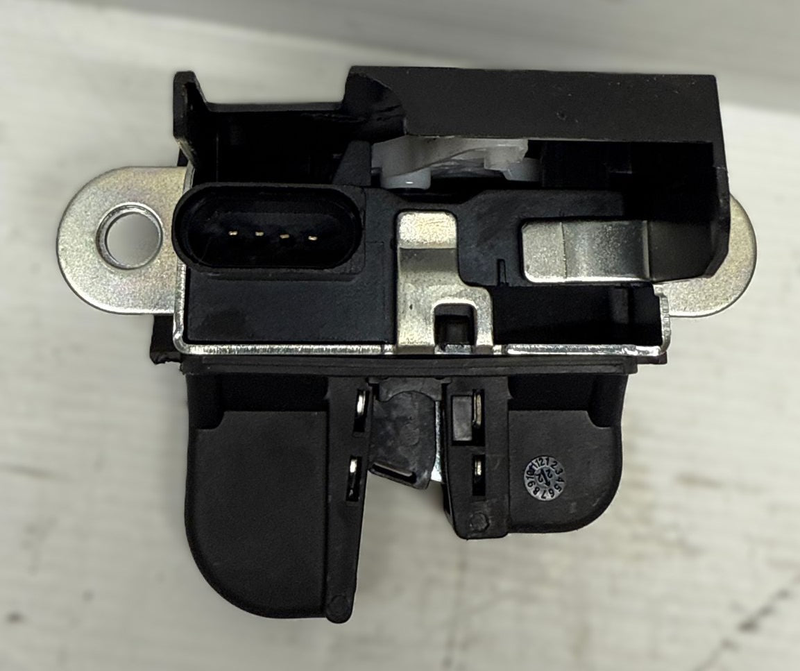 SERRATURA PORTELLONE BAGAGLIAIO VOLKSWAGEN TIGUAN 2010