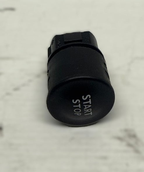 PULSANTE START E STOP RENAULT CLIO 2013 CODICE:50698R