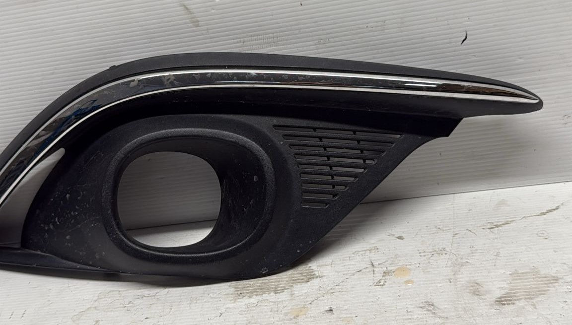 MASCHERINA FENDINEBBIA DESTRA RENAULT SCENIC 2018 CODICE:62086464R