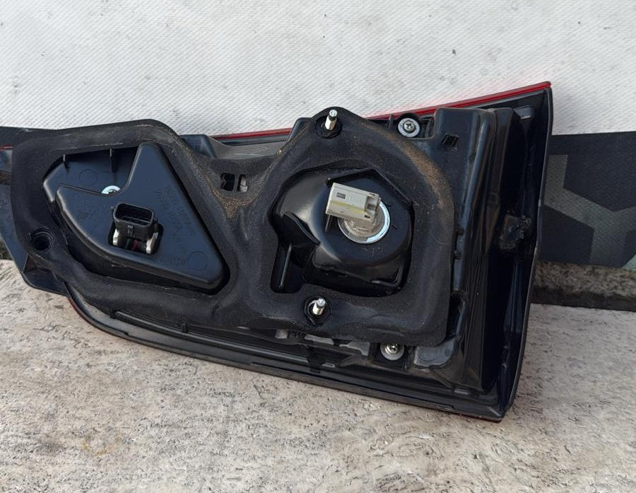 FANALE STOP LED POSTERIORE PORTELLONE SINISTRO NISSAN QASHQAI(2017-2021)