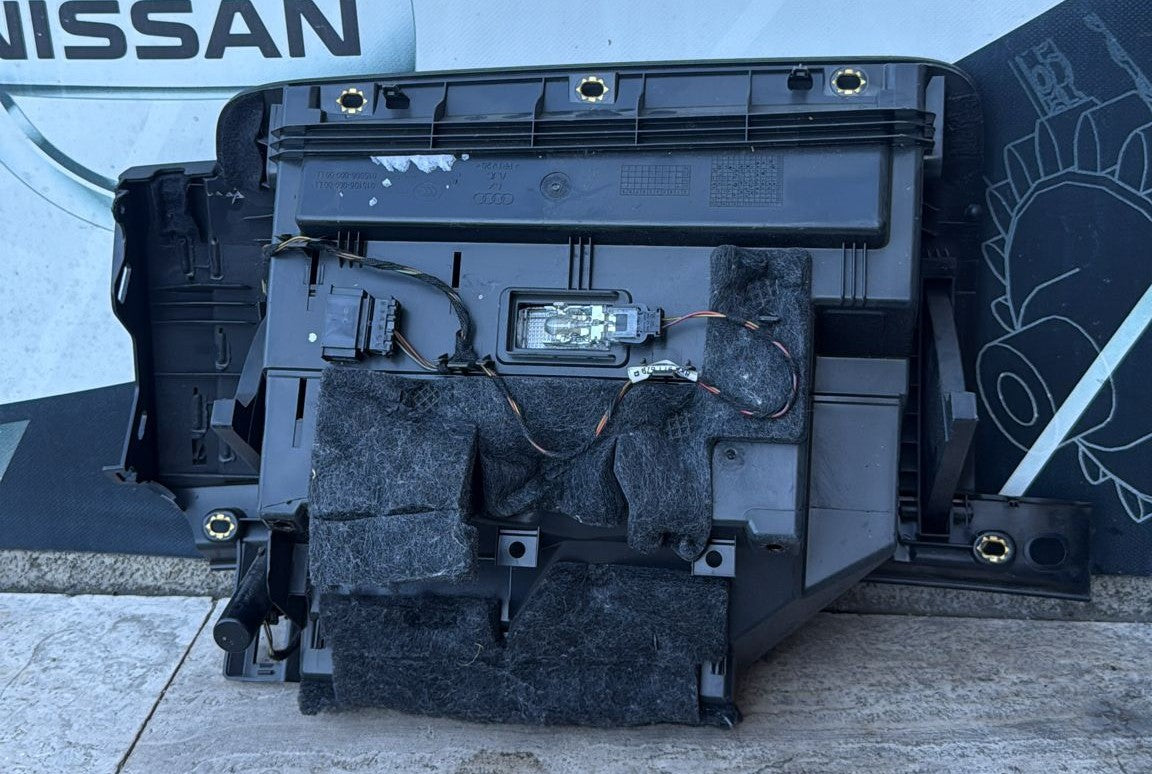 VANO CASSETTO PORTAOGGETTI AUDI A1 (2010>) COD:01510600000LL