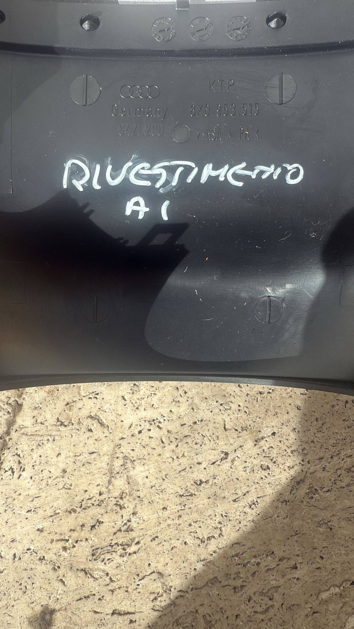 RIVESTIMENTO DEL PIANTONE DEL VOLANTE AUDI A1 ( 2010-2018) COD: 8X0953515