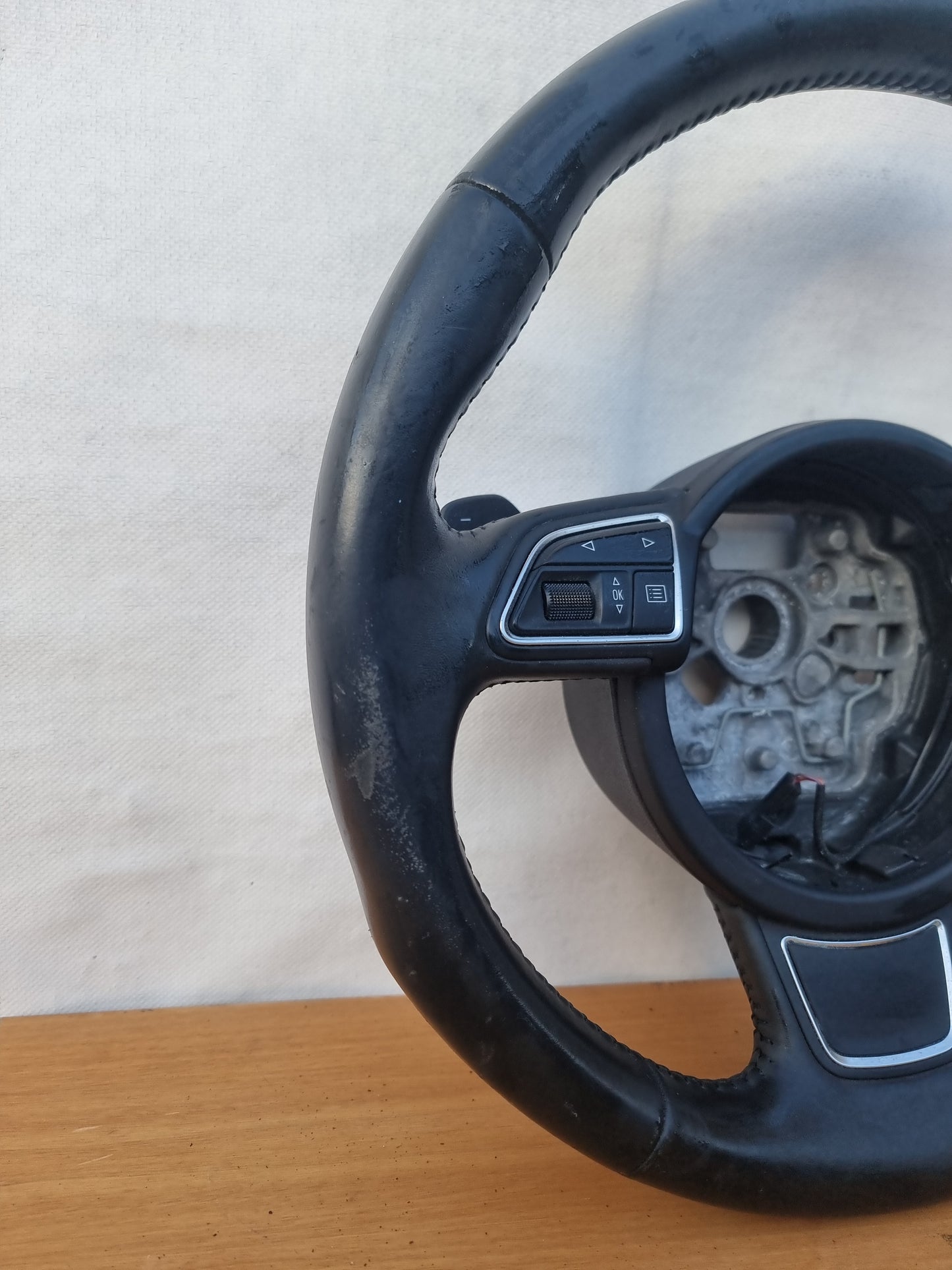 VOLANTE STERZO MULTIFUNZIONE CON PALETTE IN PELLE AUDI A1 A3 A5 2008 - 2016