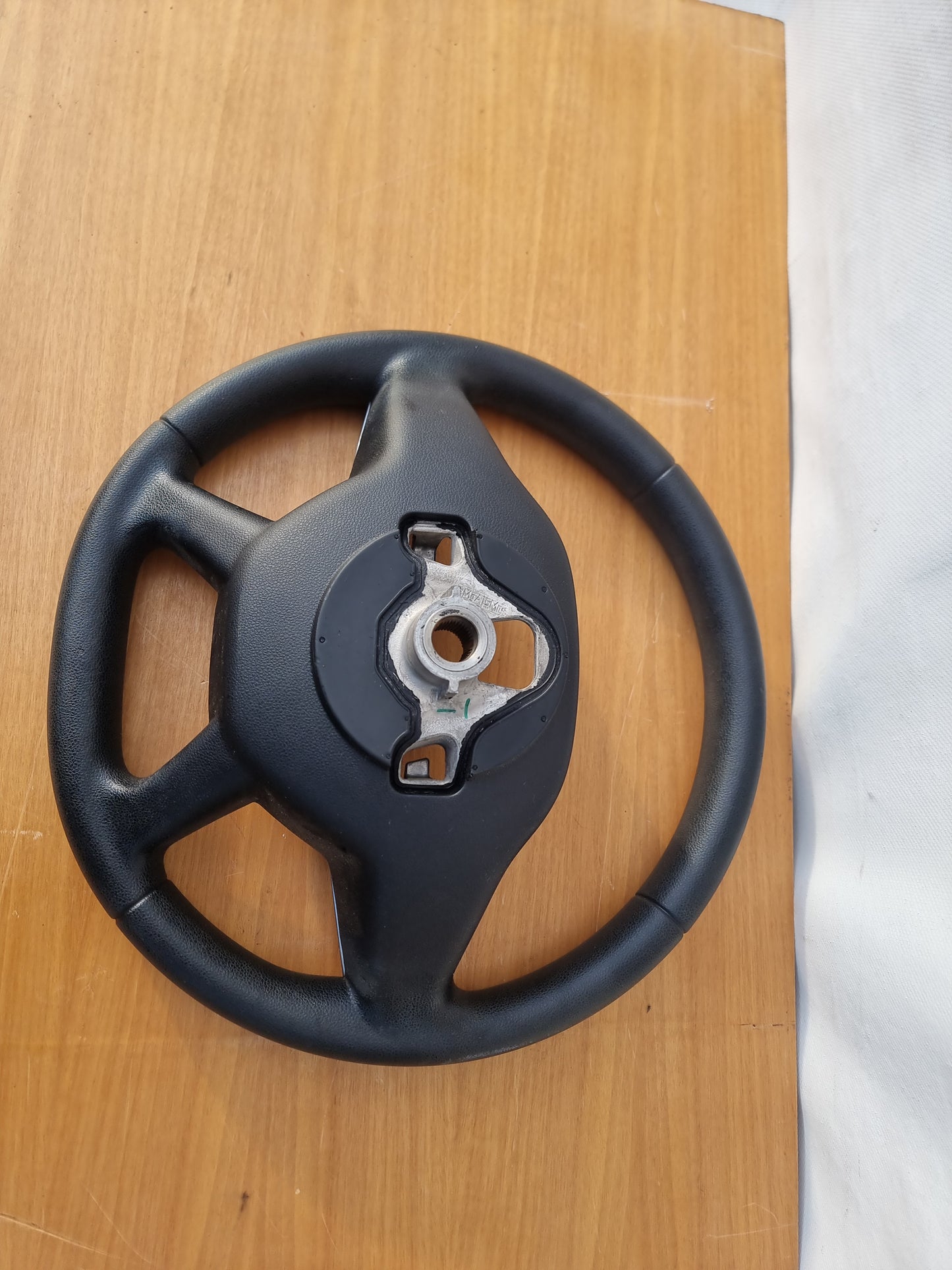 VOLANTE STERZO ORIGINALE USATO DACIA SANDERO 2° SERIE 2012 - 2021