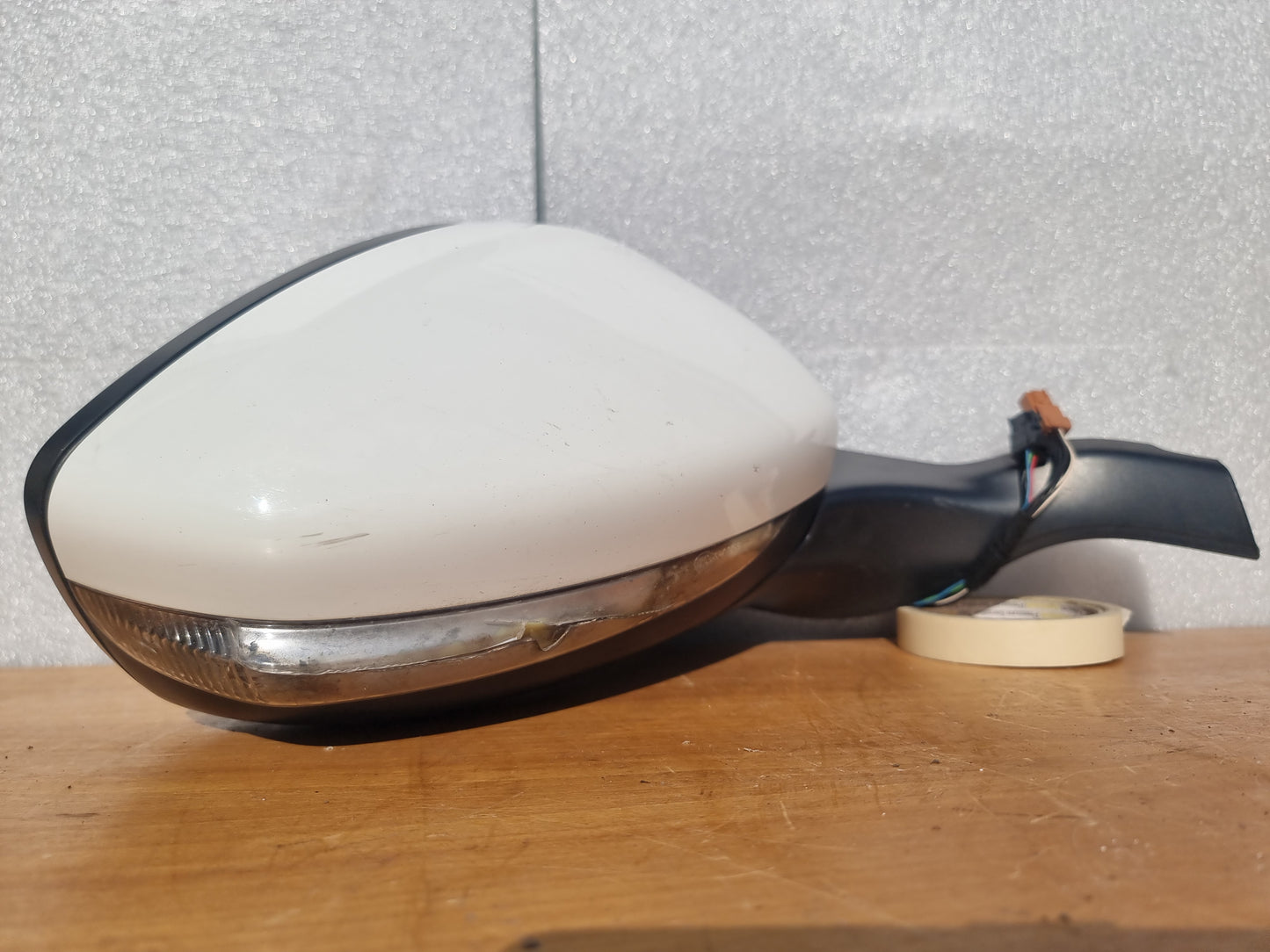 SPECCHIETTO RETROVISORE ORIGINALE USATO PEUGEOT 208 2012 - 2019