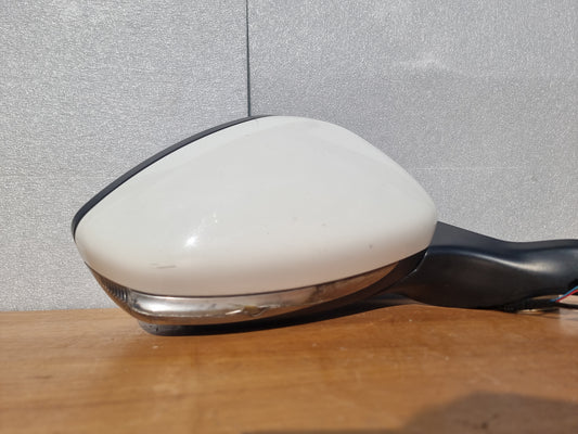 SPECCHIETTO RETROVISORE ORIGINALE USATO PEUGEOT 208 2012 - 2019
