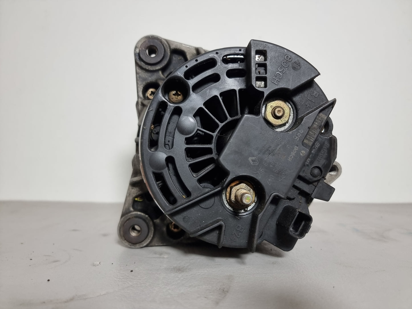 ALTERNATORE BOSCH 0124525047 RENAULT LAGUNA II (2001 - 2007) 1.9 DCI DIESEL