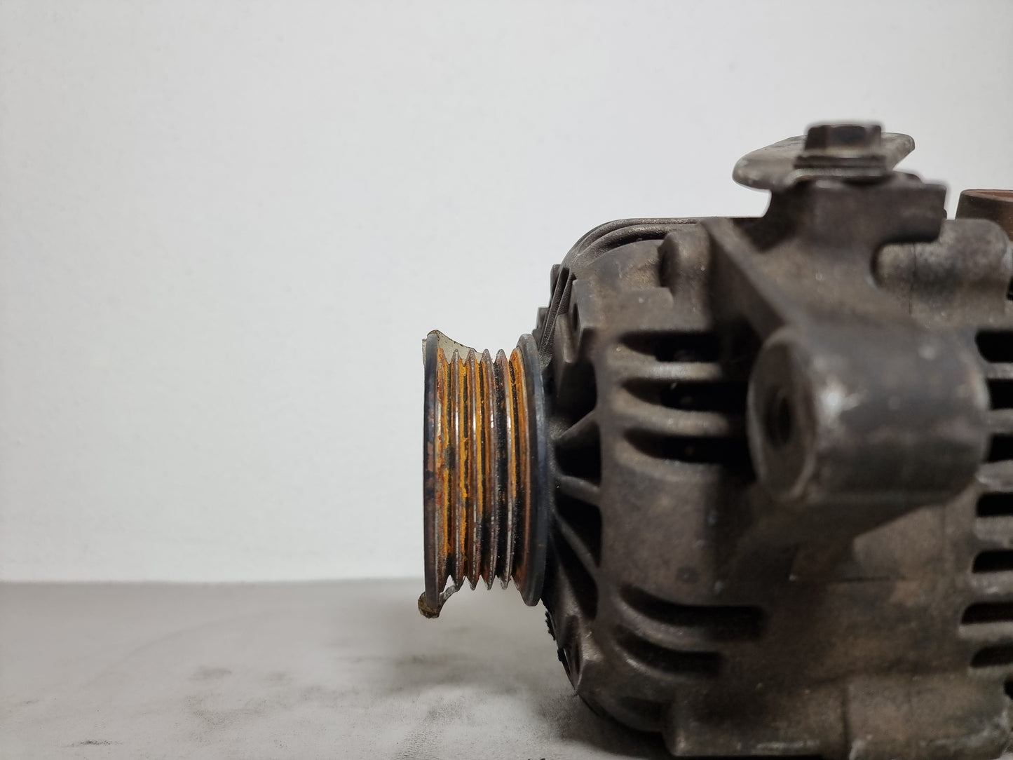 ALTERNATORE TOYOTA IQ 27060-40060 1.0 BENZINA ORIGINALE USATO 2009 - 2015