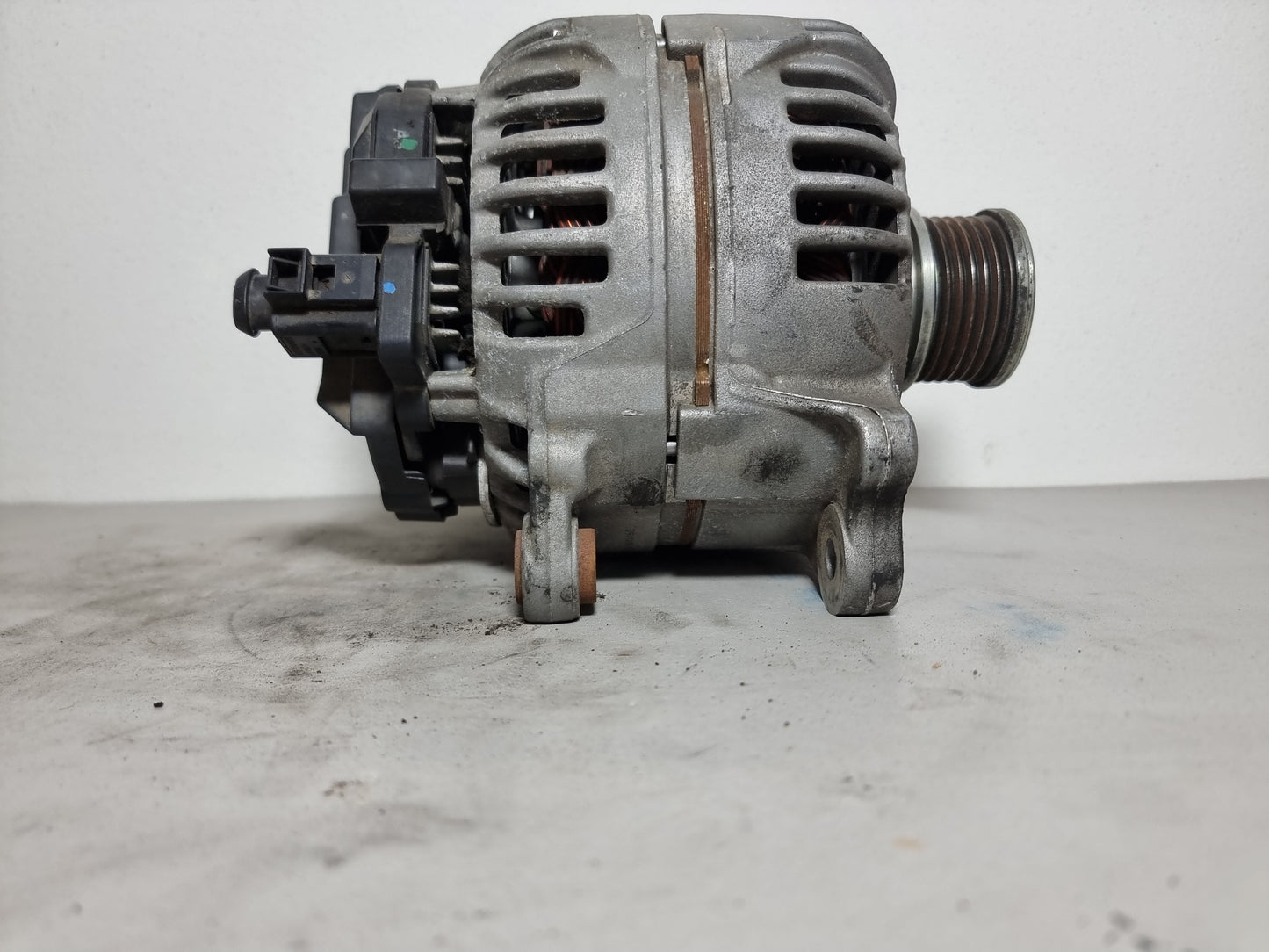 ALTERNATORE ORIGINALE USATO BOSCH 03G903016E AUDI A4 A5 Q5 2.0TDI (2007-2017)