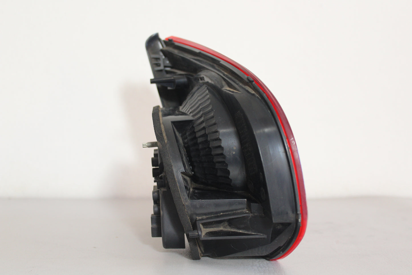 STOP PORTELLONE DESTRO ORIGINALE USATO VOLKSWAGEN GOLF 6 2008 - 2013 5K0945260