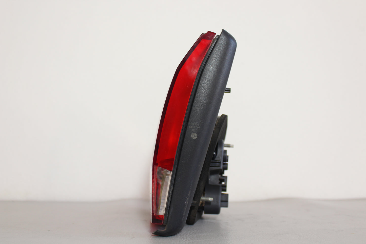 STOP PORTELLONE DESTRO ORIGINALE USATO VOLKSWAGEN GOLF 6 2008 - 2013 5K0945260