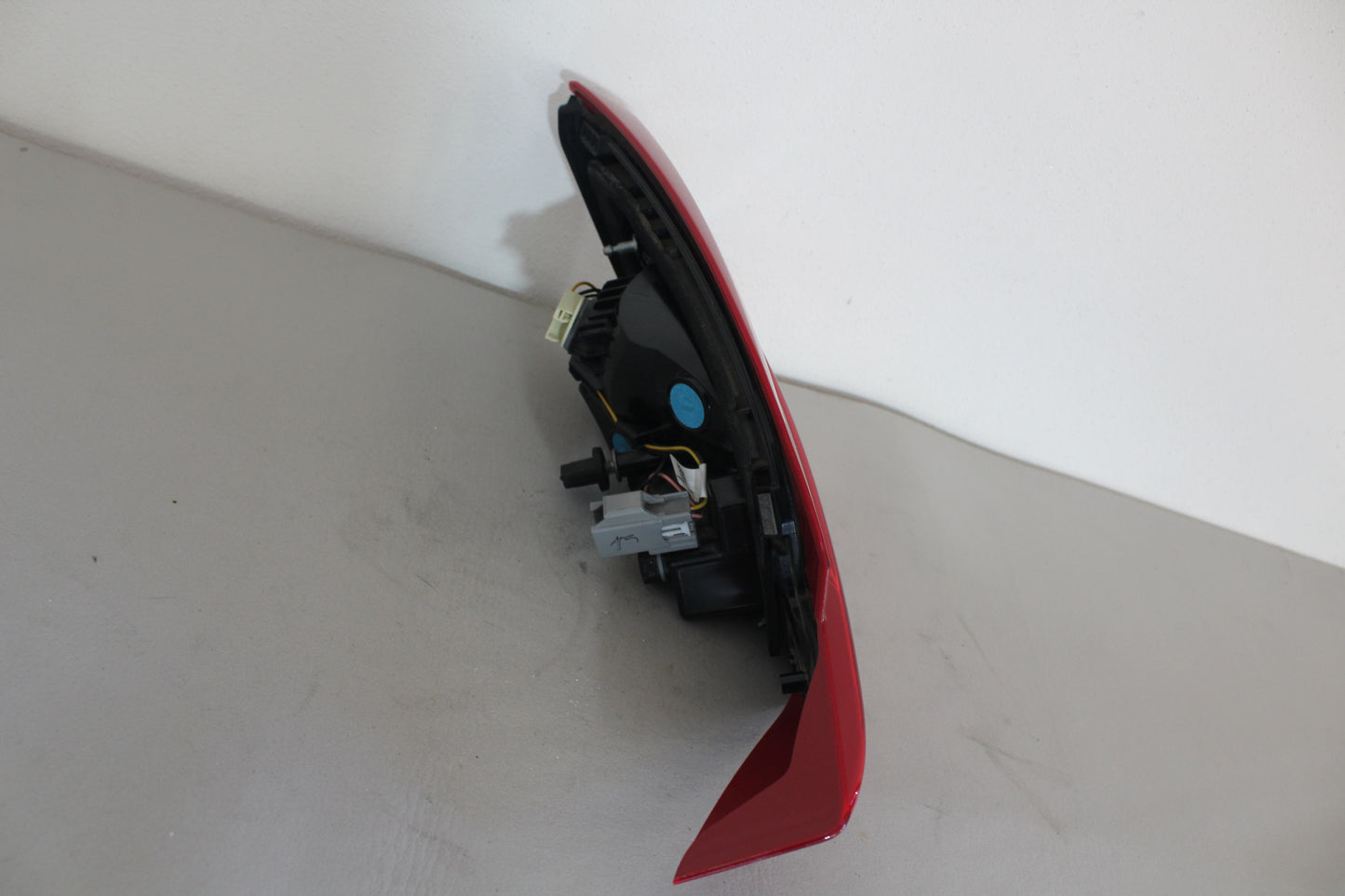 STOP PORTELLONE DESTRO ORIGINALE USATO FORD FIESTA VII (2017-2025)