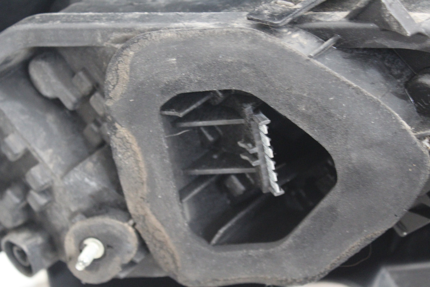 STOP FANALE SINISTRO ORIGINALE USATO OPEL CORSA D (2006-2014)