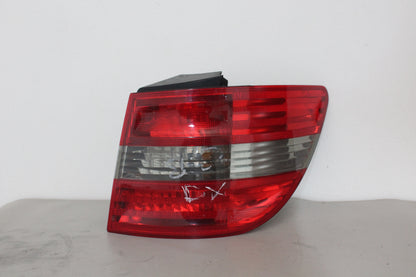 STOP FANALE DESTRO ORIGINALE USATO MERCEDES BENZ CLASSE B W245 2005 - 2011
