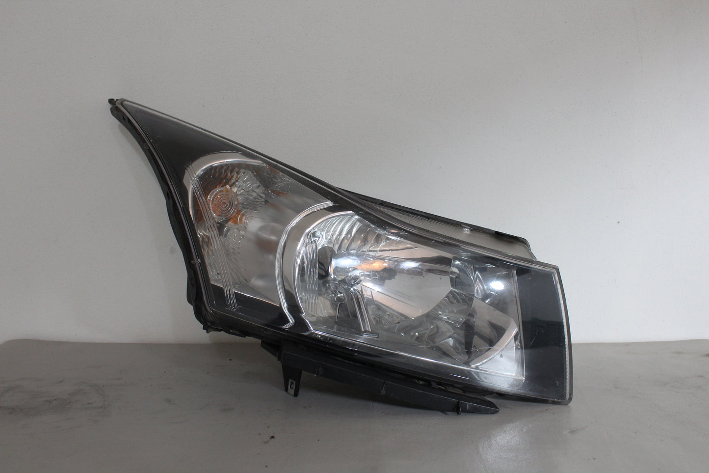 FANALE ANTERIORE DESTRO ORIGINALE USATO CHEVROLET CRUIZE 2008 - 2015 12413