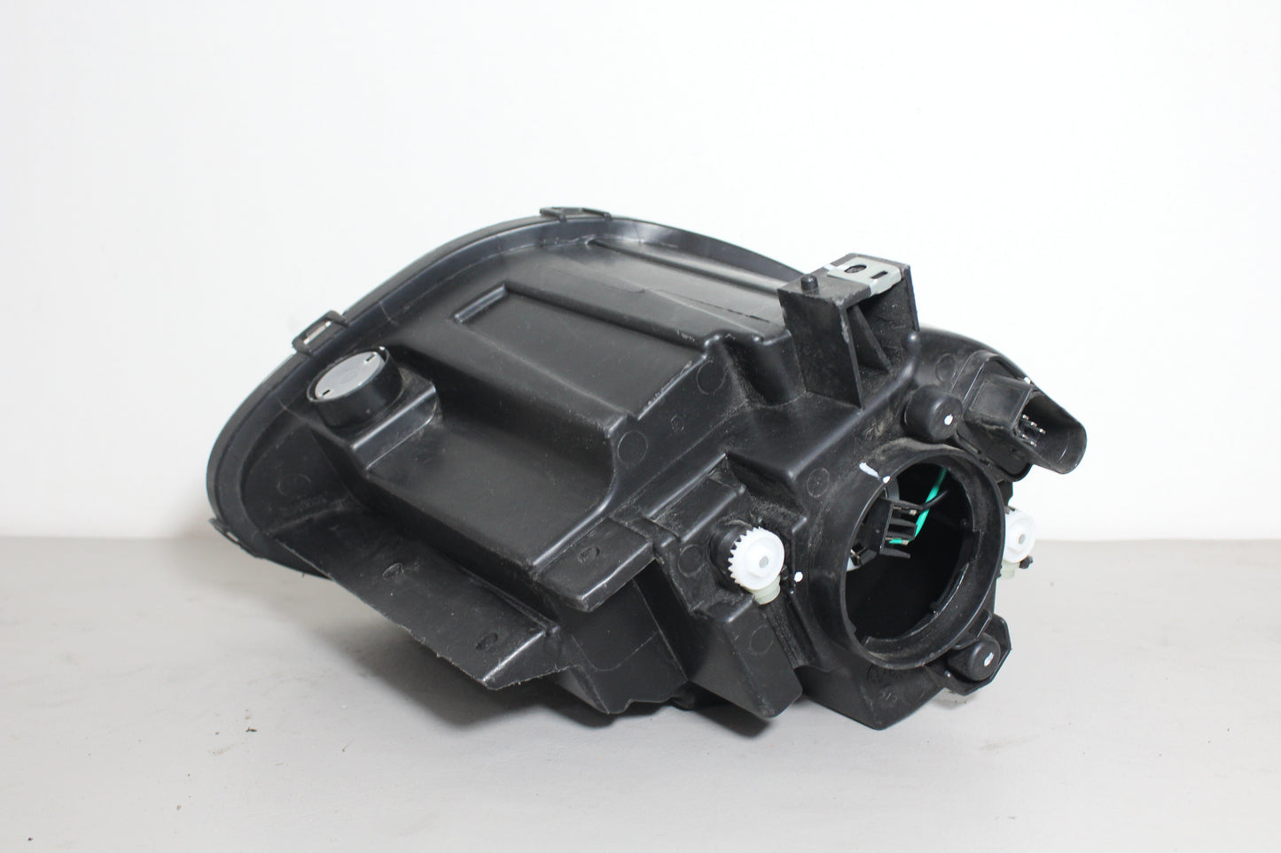 FANALE ANTERIORE DESTRO ORIGINALE USATO CHATENET CH40 CH46 2028 - 2025 186236178924