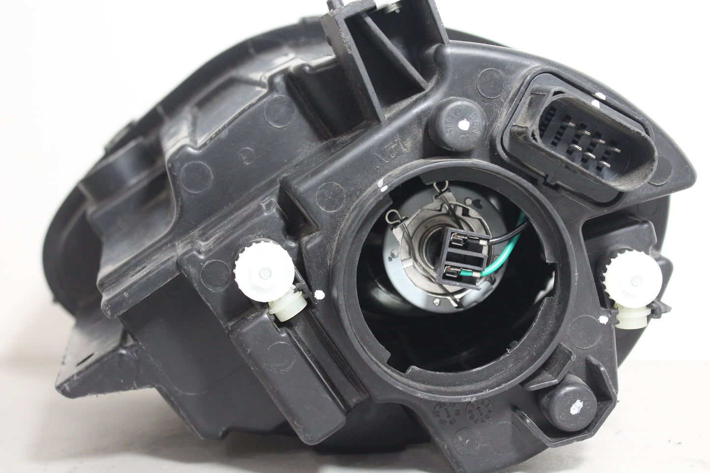 FANALE ANTERIORE DESTRO ORIGINALE USATO CHATENET CH40 CH46 2028 - 2025 186236178924