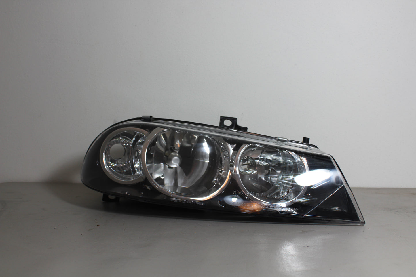 FANALE ANTERIORE DESTRO ORIGINALE USATO ALFA ROMEO 156 2003 - 2005 08-667-1106R