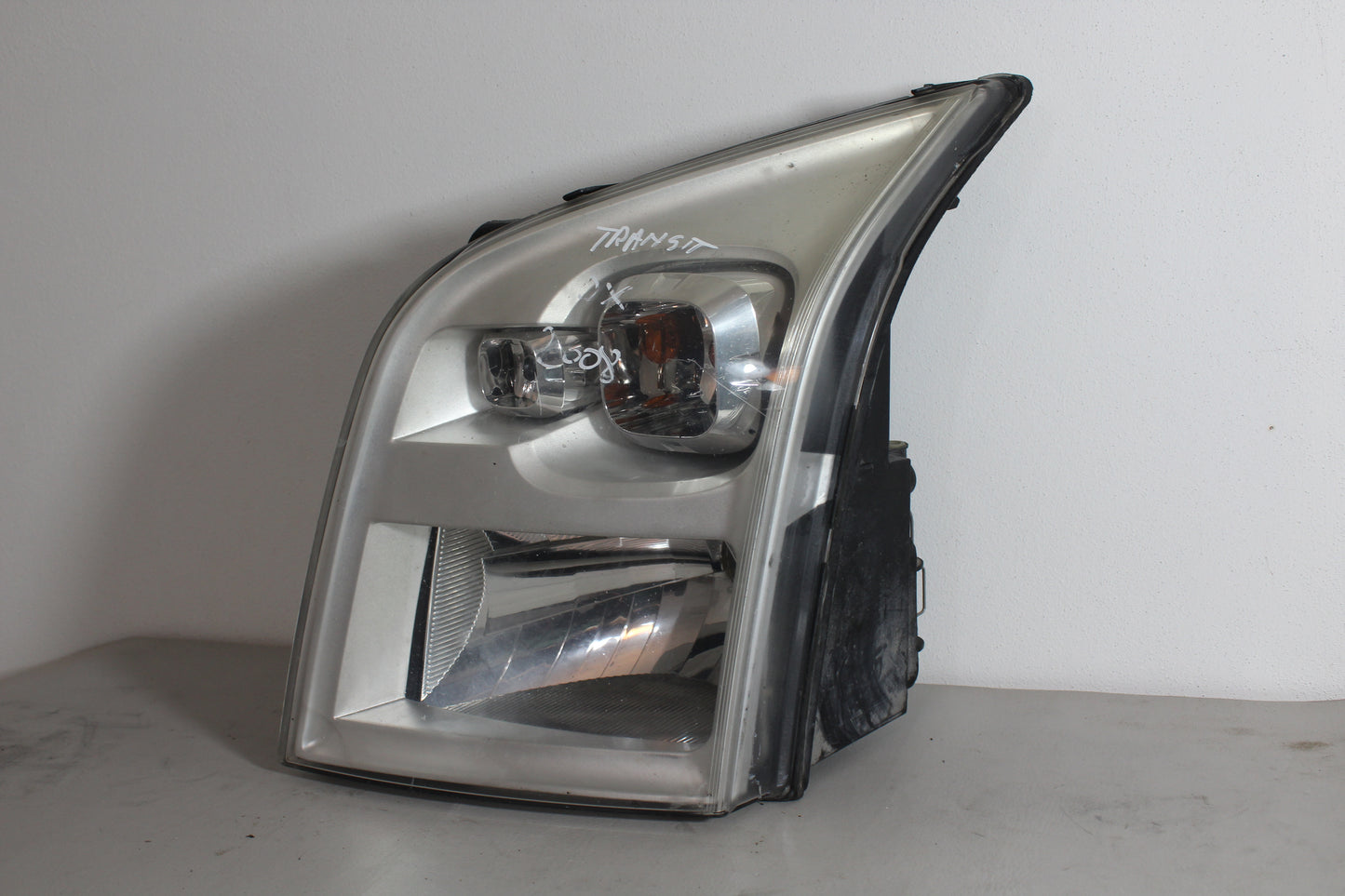 FANALE ANTERIORE SINISTRO ORIGINALE USATO FORD TRANSIT 2006 - 2013 10100748