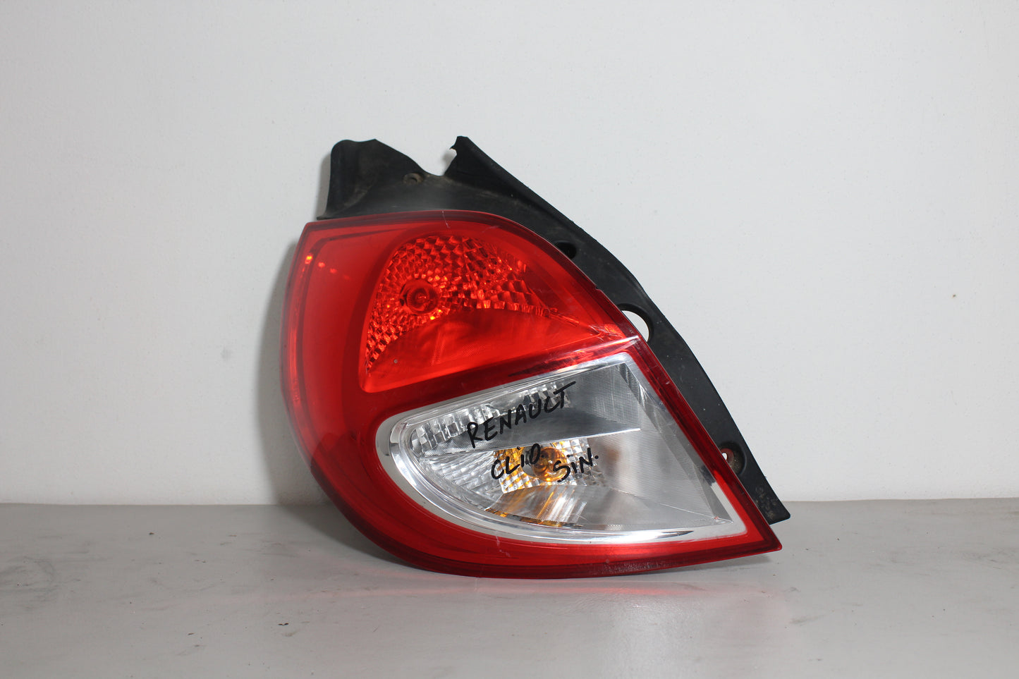 STOP FANALE SINISTRO ORIGINALE USATO RENAULT CLIO 3^ SERIE (2005-2012) 82000776048