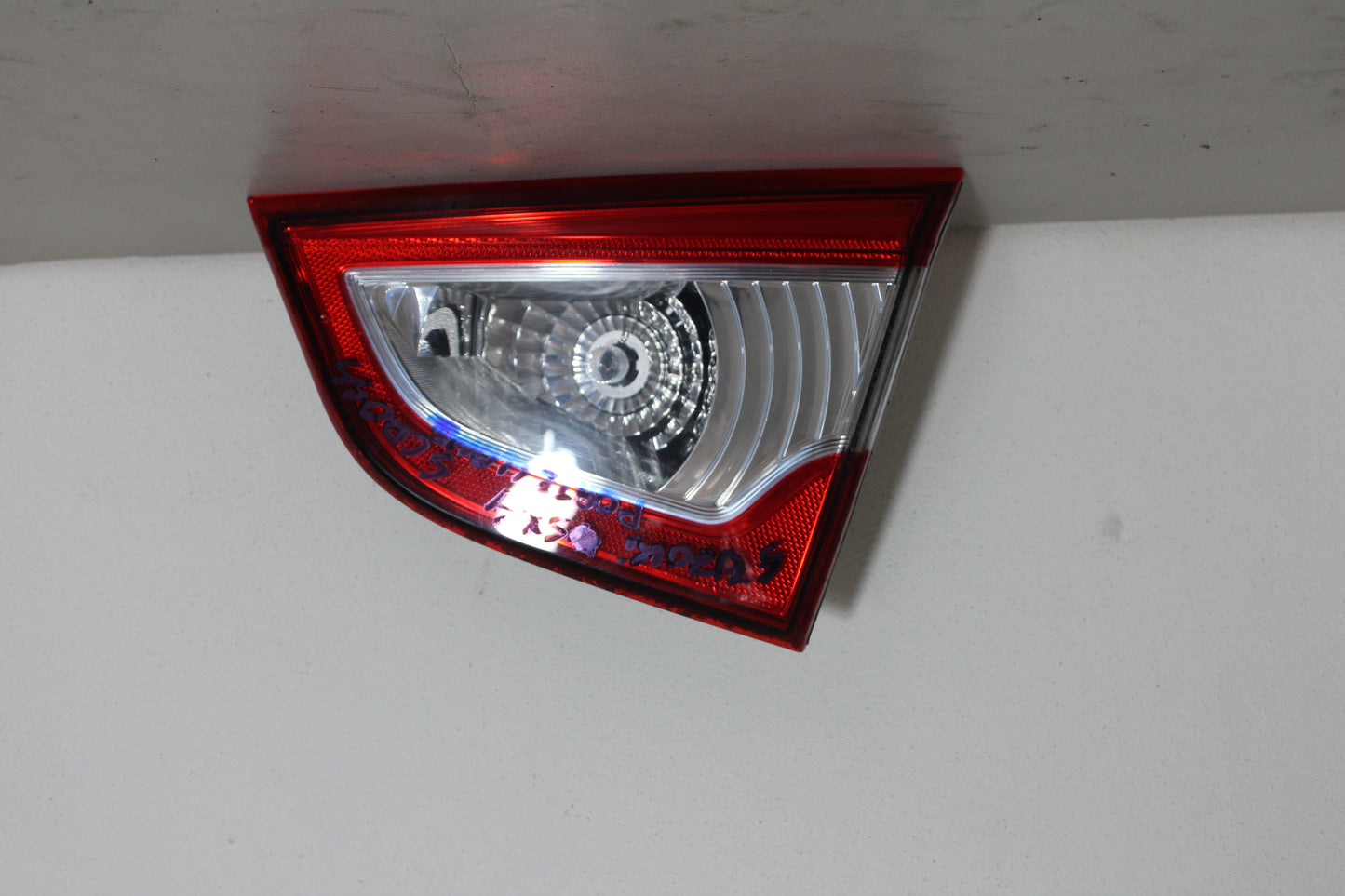 STOP PORTELLONE DESTRO ORIGINALE USATO SUZUKI SX4 S-CROSS (2009-2018) 36254-61M00-000 SU756