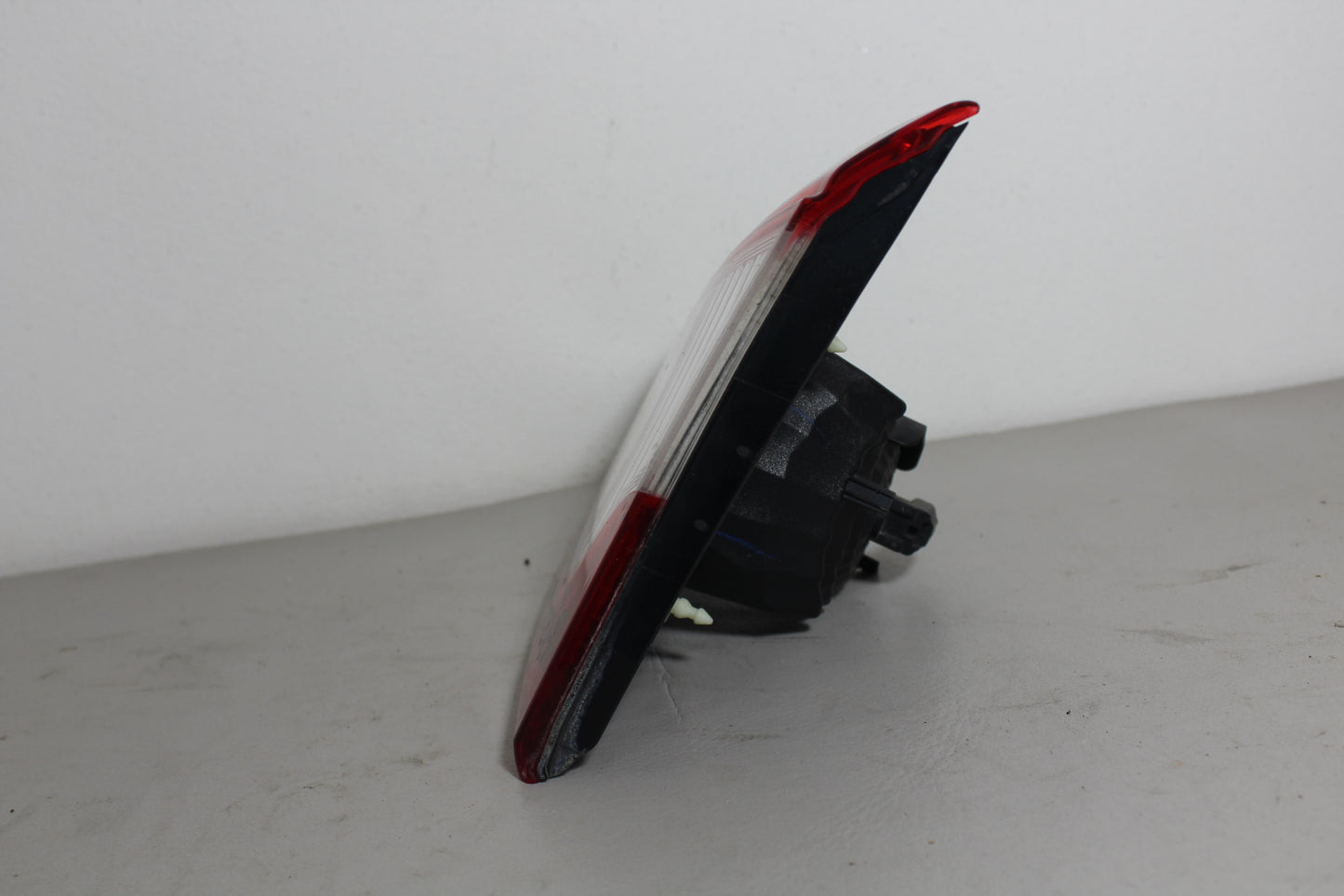 STOP PORTELLONE DESTRO ORIGINALE USATO SUZUKI SX4 S-CROSS (2009-2018) 36254-61M00-000 SU756