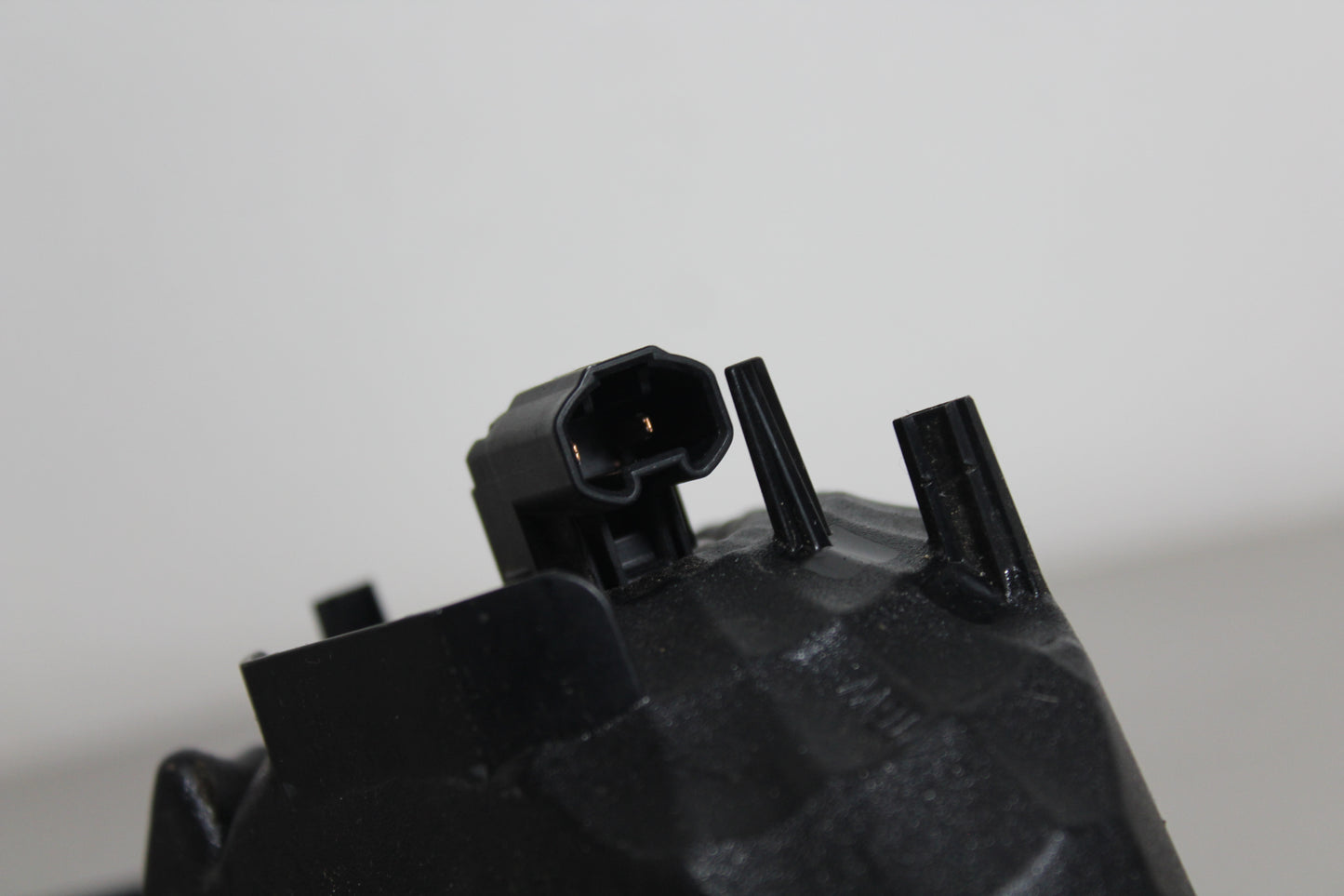 STOP PORTELLONE SINISTRO ORIGINALE USATO SUZUKI SX4 S-CROSS (2009-2018) 36254-61M00-000 SU757