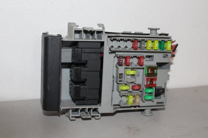 SCATOLA FUSIBILI ORIGINALE USATO  OPEL INSIGNIA 1322786  2008 - 2017