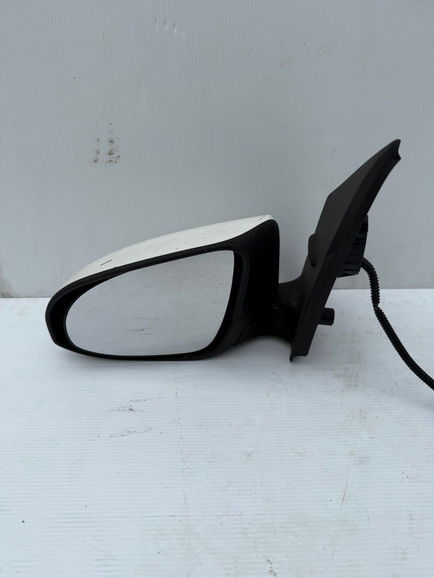 SPECCHIETTO RETROVISORE ORIGINALE USATO TOYOTA AYGO 2014 - 2021