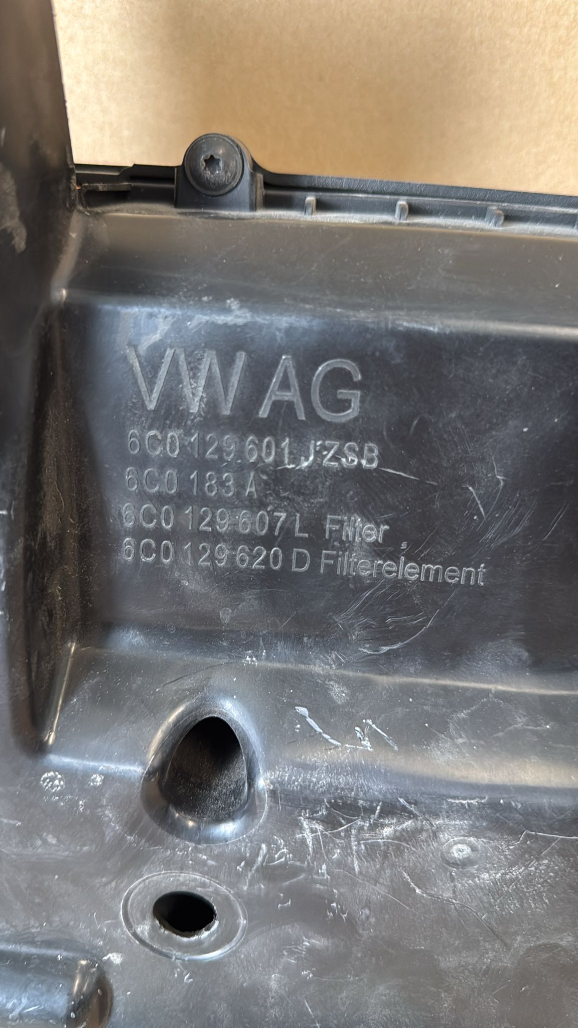 SCATOLA FILTRO ARIA ORIGINALE USATO VOLKSWAGEN POLO (6C) 1.4 1.6 TDI