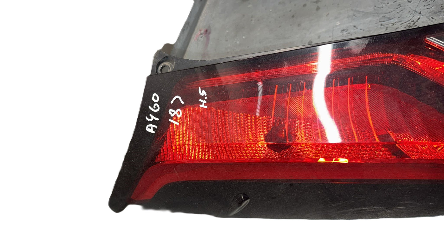 STOP FANALE SINISTRO ORIGINALE USATO TOYOTA AYGO 2014-2021 81560-0H112