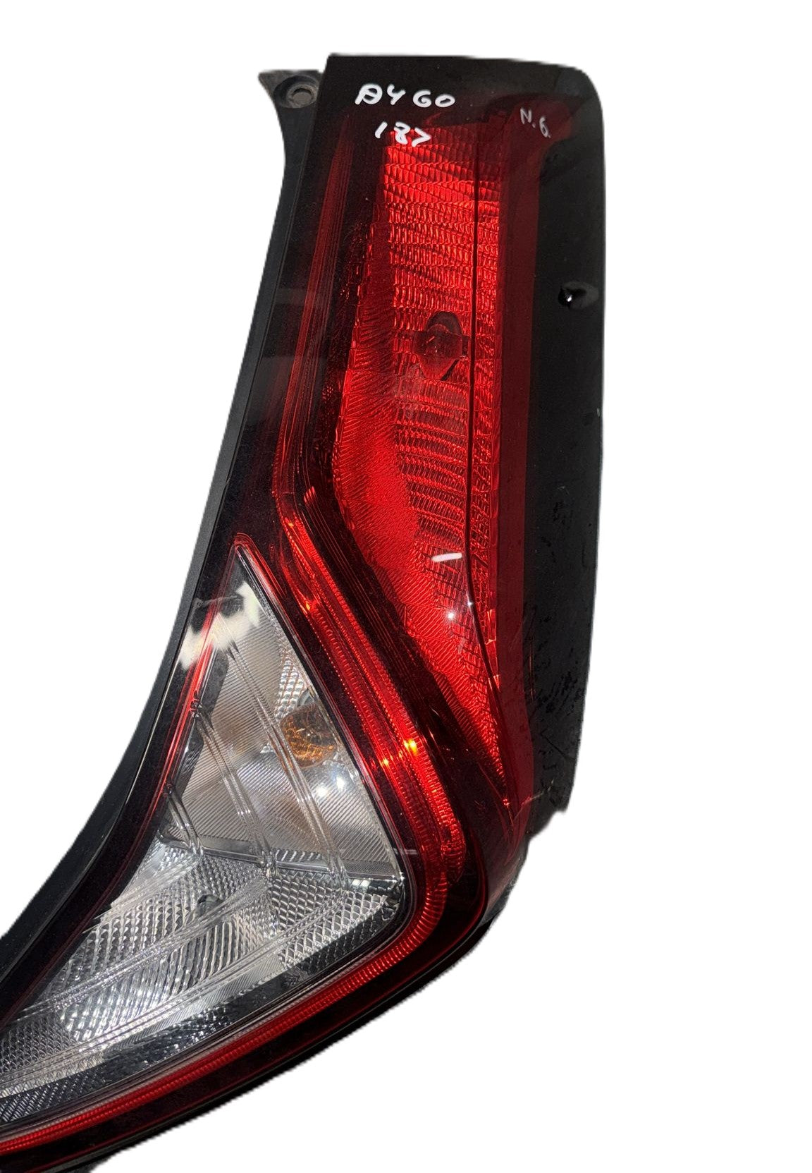 STOP FANALE DESTRO ORIGINALE USATO TOYOTA AYGO 2014-2021 815500h230