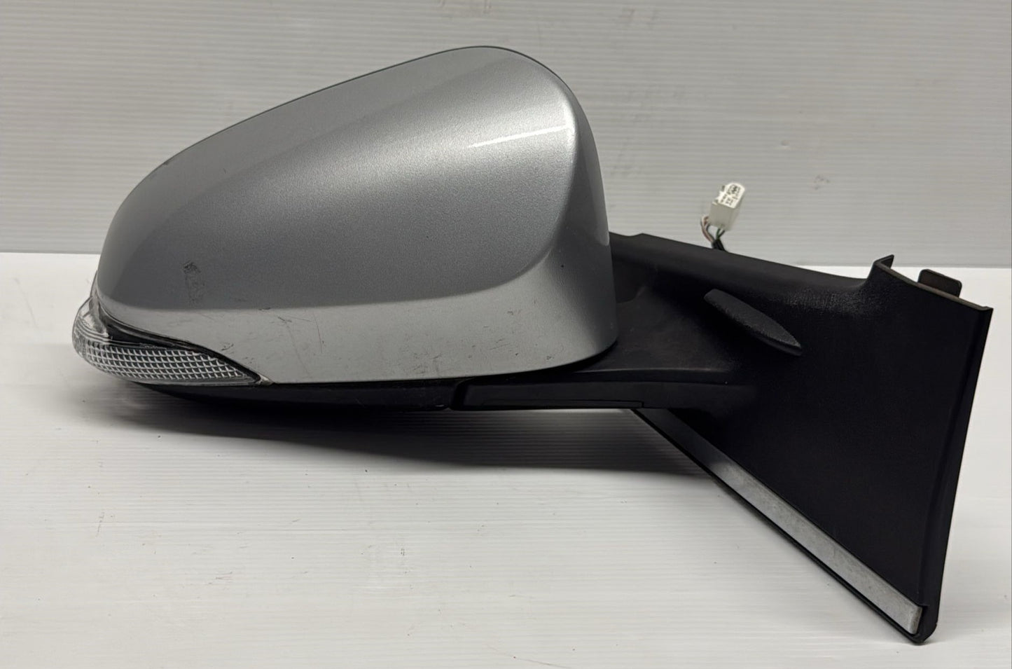 SPECCHIETTO RETROVISORE DESTROTOYOTA YARIS 2012-2017 7 PIN ORIGINALE USATO