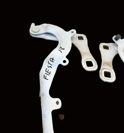 CERNIERE COFANO ANTERIORE FORD FIESTA 2018 ORIGINALE USATO