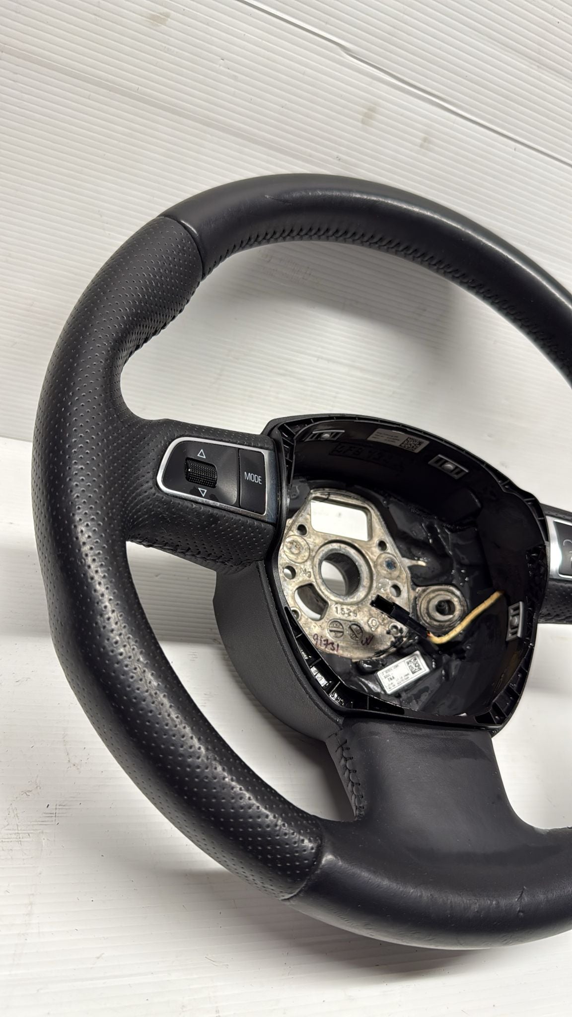 VOLANTE MULTIFUNZIONE 3 RAZZE AUDI A4/A5/Q5 2010