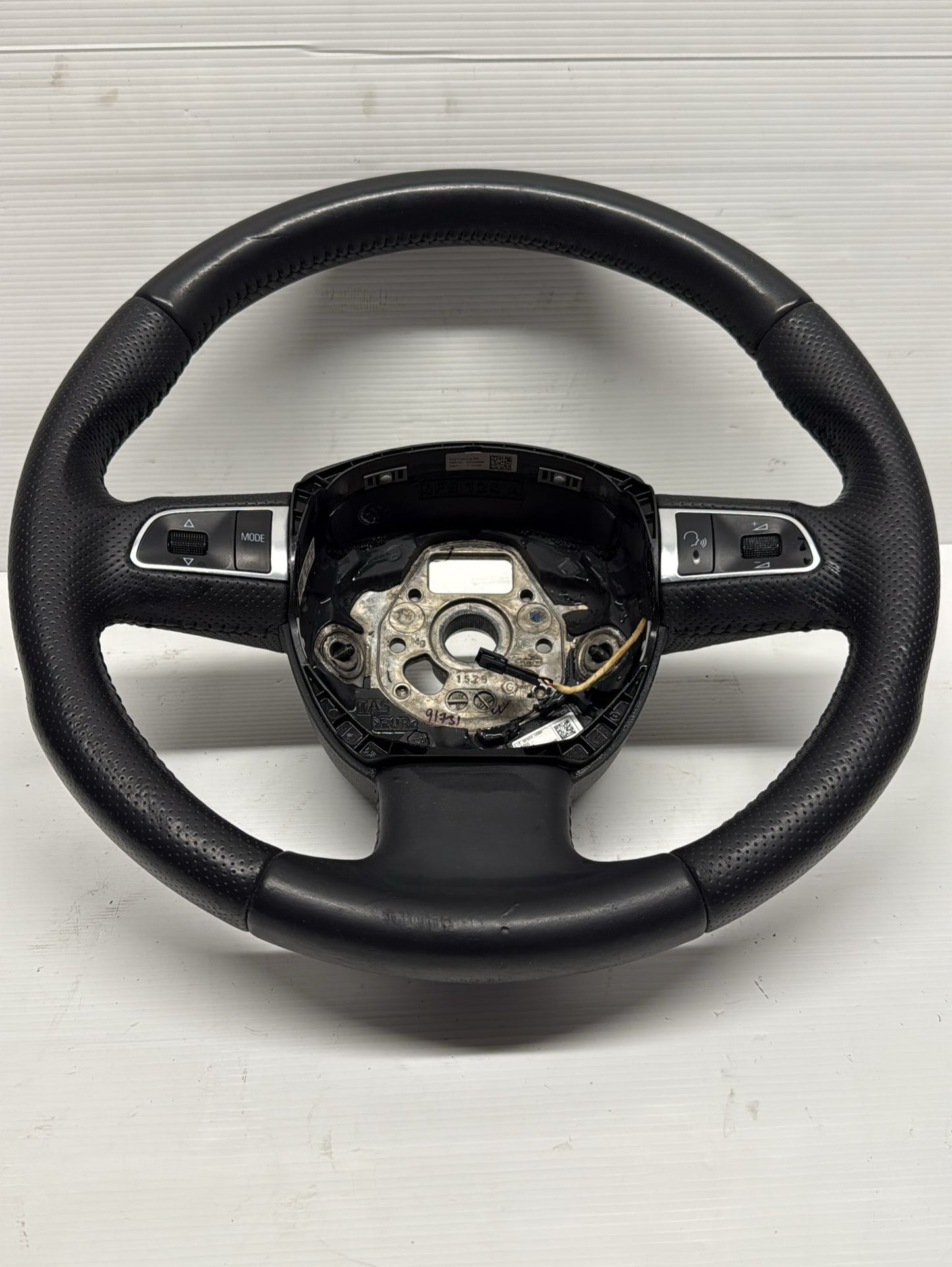 VOLANTE MULTIFUNZIONE 3 RAZZE AUDI A4/A5/Q5 2010