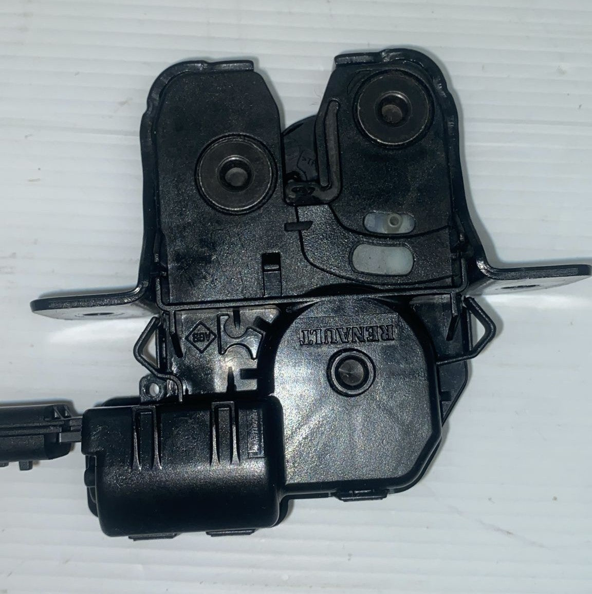 SERRATURA PORTELLONE BAGAGLIAIO RENAULT CAPTUR/CLIO/MEGANE/ZOE 846307169R