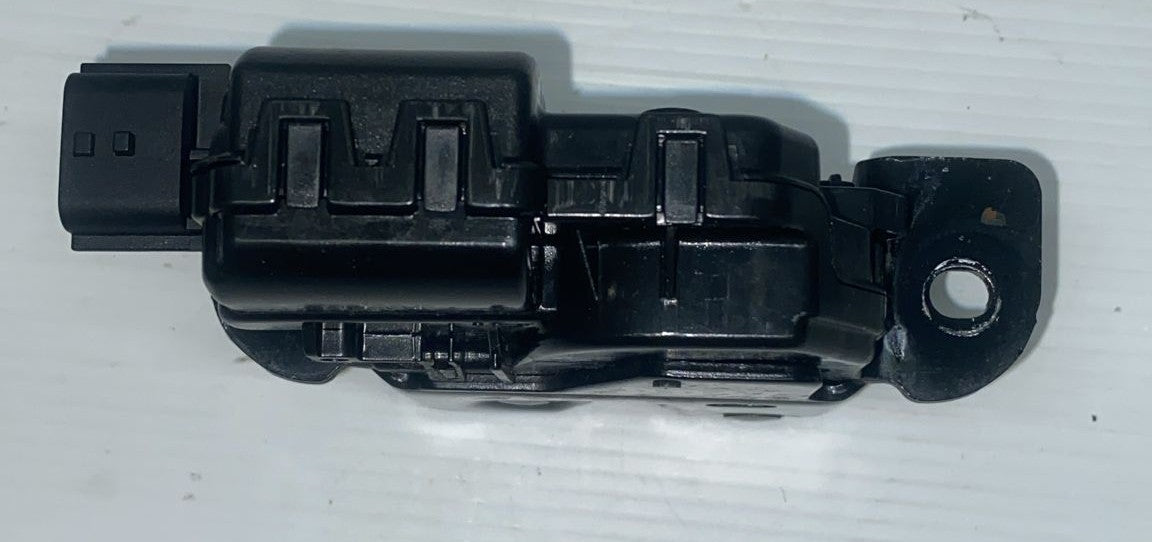 SERRATURA PORTELLONE BAGAGLIAIO RENAULT CAPTUR/CLIO/MEGANE/ZOE 846307169R