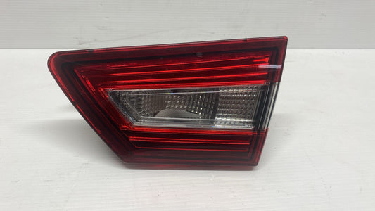 STOP PORTELLONE POSTERIORE DESTRO RENAULT CLIO 2014