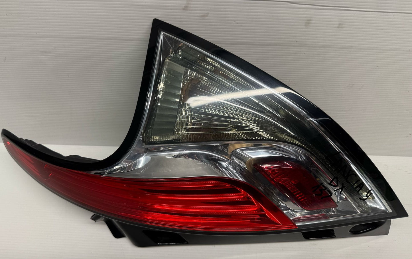 STOP FANALE POSTERIORE DESTRO LANCIA Y 2015 IN POI