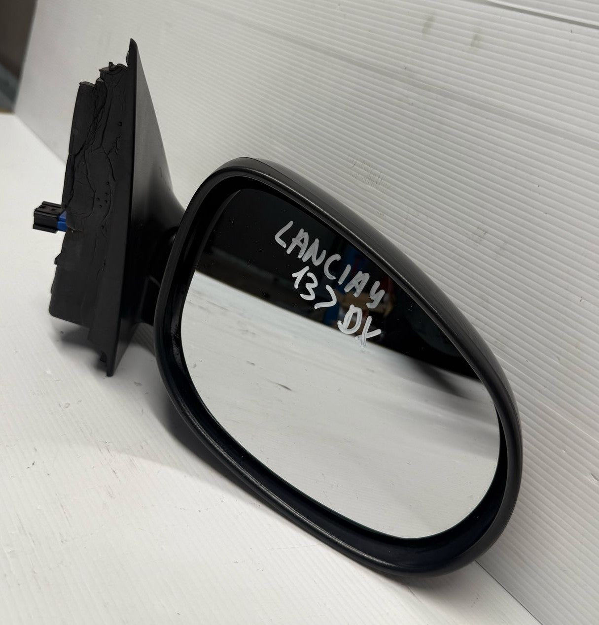 SPECCHIETTO RETROVISORE DESTRO LANCIA Y 2013 ORIGINALE USATO