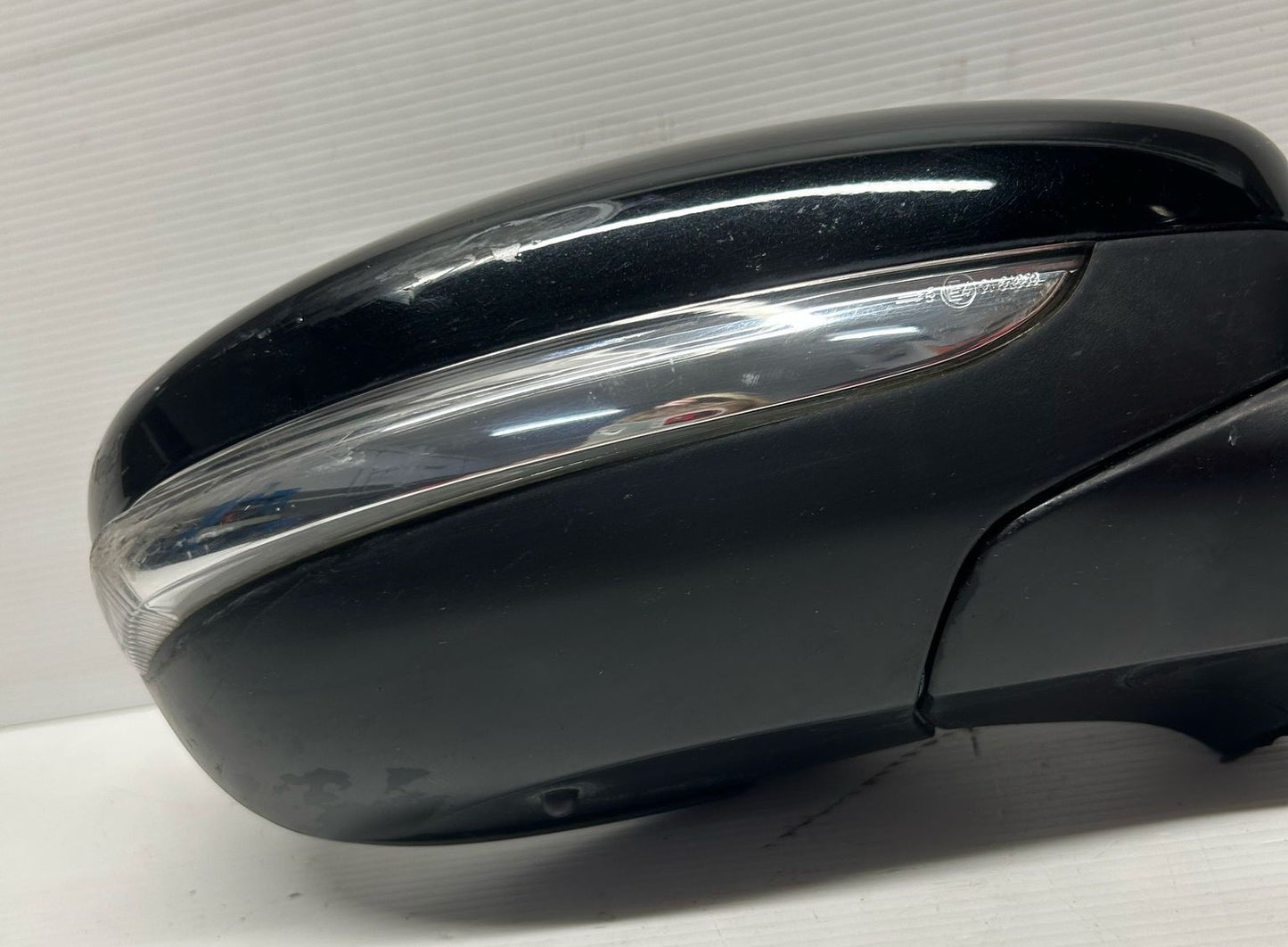 SPECCHIETTO RETROVISORE DESTRO PEUGEOT 208 2013> 9 PIN (2 SPINOTTI 3+6)