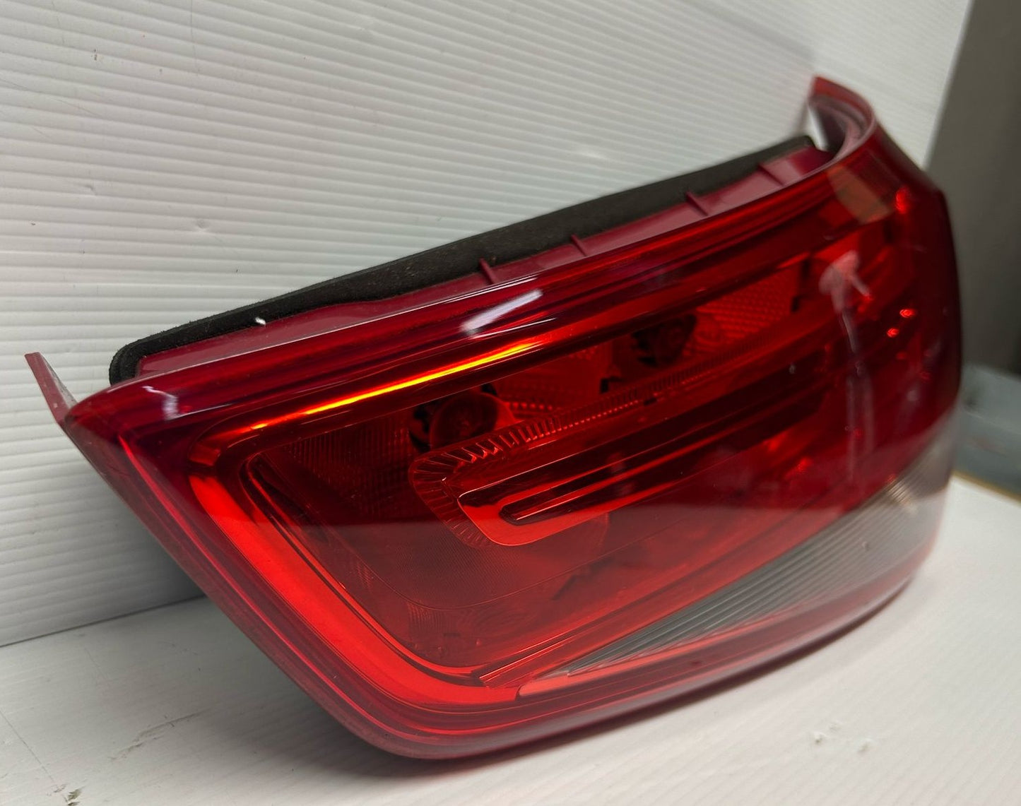 STOP FANALE POSTERIORE DESTRO AUDI A1 2010-2014