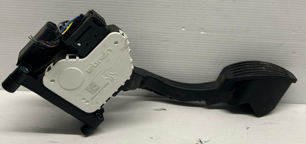 PEDALE ACCELERATORE FIAT PANDA 1.0 IBRIDA 2020 CODICE:52097947