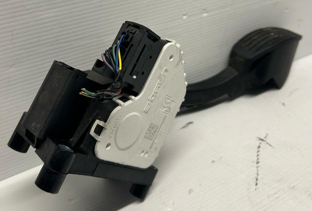 PEDALE ACCELERATORE FIAT PANDA 1.0 IBRIDA 2020 CODICE:52097947