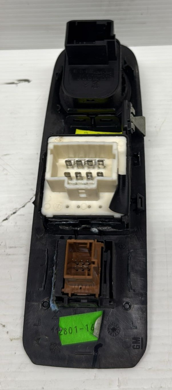 PULSANTE INTERRUTTORE ALZAVETRI OPEL COMBO 17> ANTERIORE SINISTRA